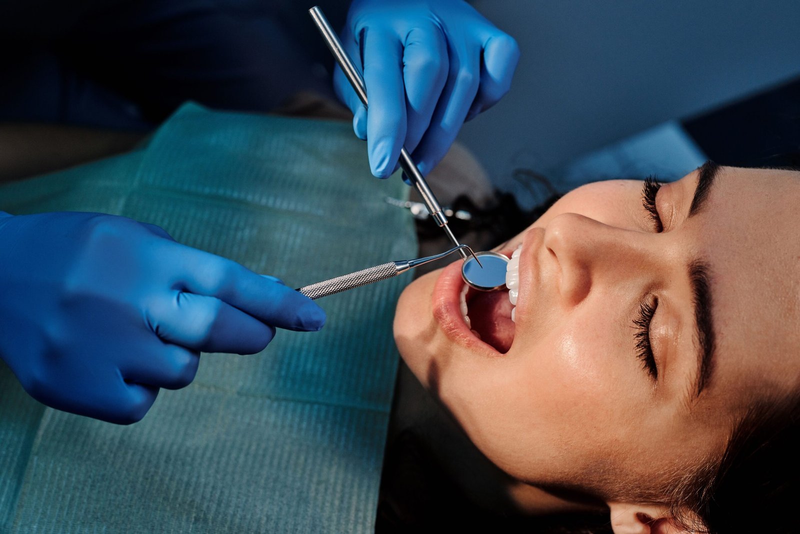 Professional dental examination supporting dentist-formulated daily oral care